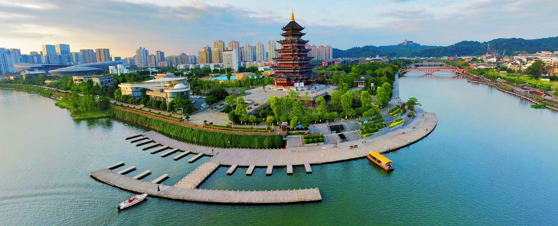 興企愛(ài)崗、志美行厲、建功立業(yè)